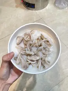 Hình ảnh Cháo sườn sụn + quẩy 