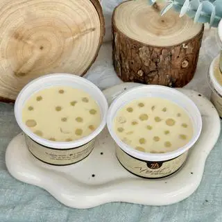 Hình ảnh Sữa chua mặt váng sữa non Trân Châu 12 hũ