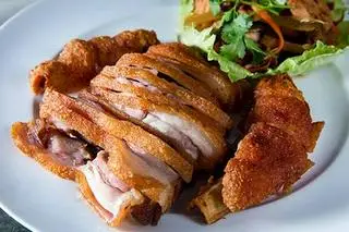 Hình ảnh Má Heo Chiên + Cơm