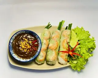 Hình ảnh Gỏi cuốn + 7up