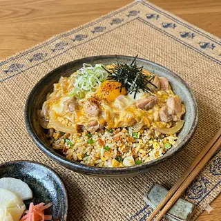 Hình ảnh Cơm Gà Phủ Trứng Kiểu Oyakodon