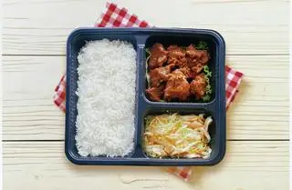 Hình ảnh cơm bò sốt ngũ vị đặc biệt
