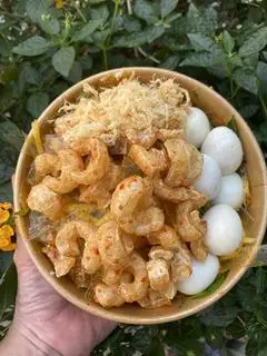 Hình ảnh Bánh Tráng Mỡ Hành /xoài /Da Heo / 5 trứng cút 