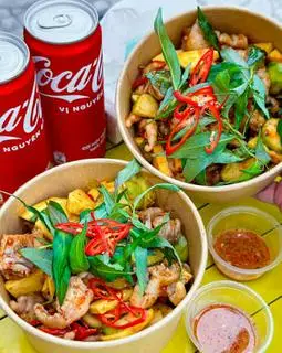 Hình ảnh chân gà sốt thái