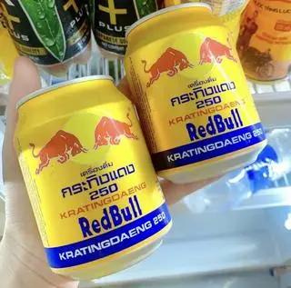 Hình ảnh RedBull Thái