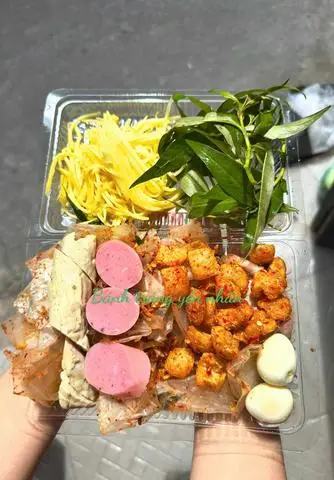 Hình ảnh dẻo trộn đặc biệt nem chả tốp mỡ 2 trứng
