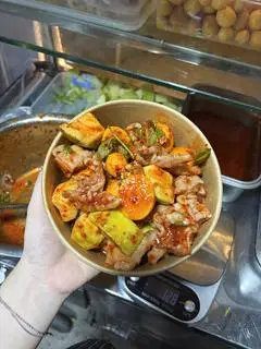 Hình ảnh Chân gà sốt Thái - size S