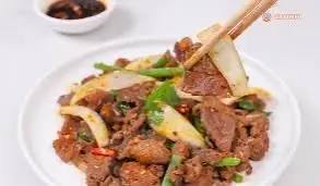 Hình ảnh Bắp bò xào sa tế
