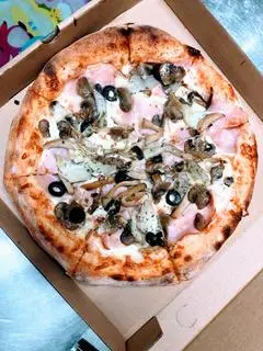 Hình ảnh Capricciosa Pizza - 25cm