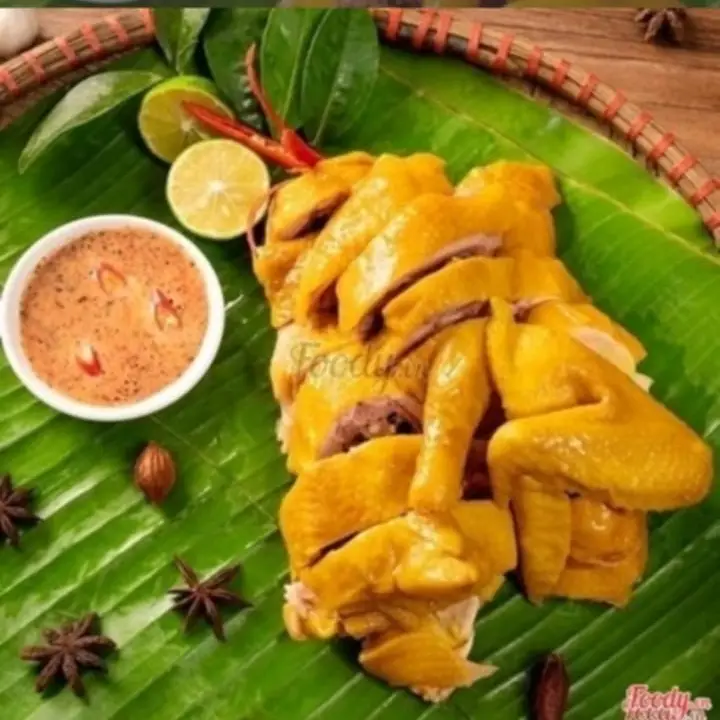 Hình ảnh 1/2 Gà Ủ Muối kèm nước sốt đỉnh nóc kịch trần(2) 