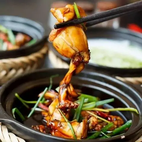 Hình ảnh Cháo ếch 1 con - cay nhiều