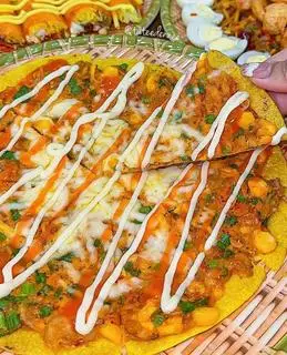 Hình ảnh Bánh tráng nướng phô mai ( kéo sợi )