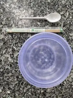 Hình ảnh Tô, đũa, muỗng 