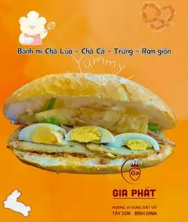 Hình ảnh Bánh mì chả cá - trứng