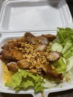 Hình ảnh Cơm ba rọi mắm tỏi