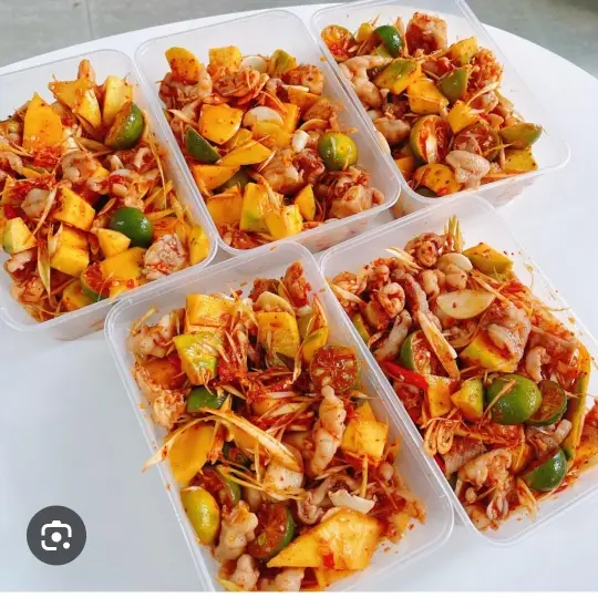Hình ảnh Chân Gà Rút Xương Sốt Thái Lớn