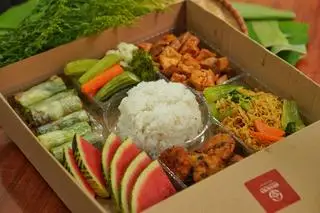Hình ảnh Set cơm 7 món