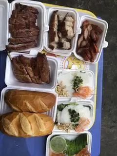 Hình ảnh met heo quay - vịt nướng-xa xíu-sườn quay 