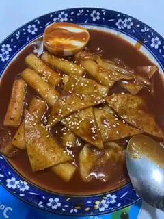 Hình ảnh Tokbokki chả cá Hàn Quốc
