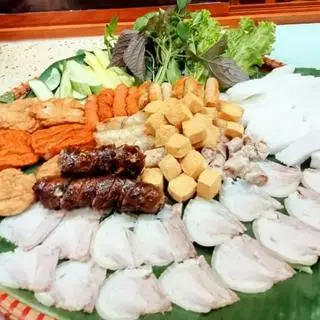 Hình ảnh Đặc biệt 4 người
