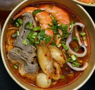 Hình ảnh Mì cay thập cẩm