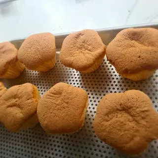 Hình ảnh Bông lan cam sành sữa tươi nhà làm (size nhỏ)