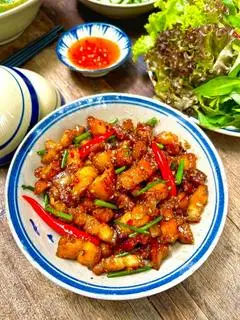 Hình ảnh Cơm thịt kho tiêu