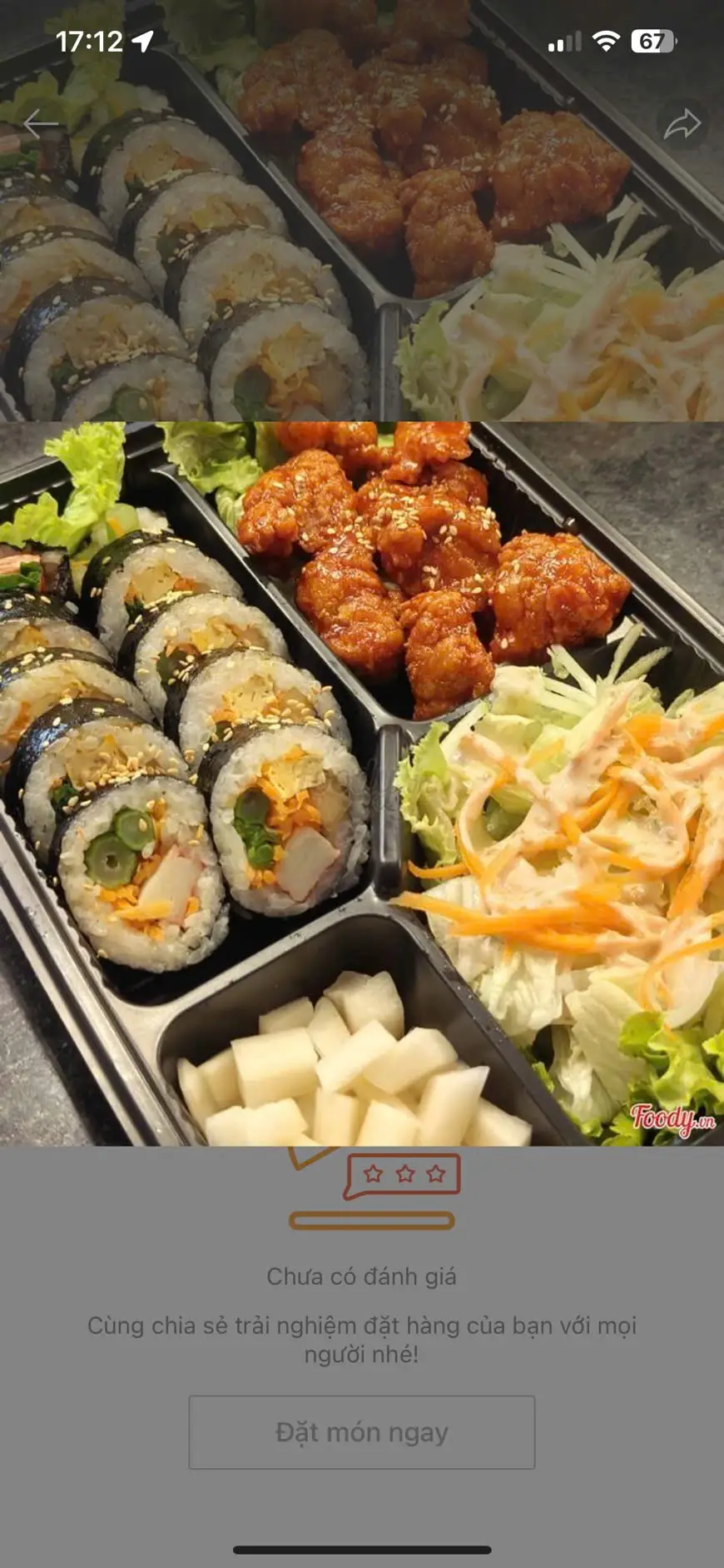 Hình ảnh Set kimbap thanh cua - gà cay - salad- banchan