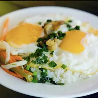 Hình ảnh Cơm trứng ốp la