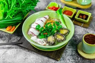 Hình ảnh Hỉ tiếu đặc biệt 