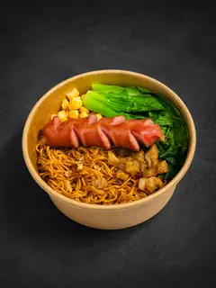 Hình ảnh Mì trộn xúc xích - tóp mỡ
