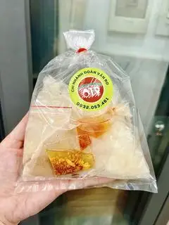 Hình ảnh Bánh Tráng Sate Dầu Tỏi Muối nhuyễn ( Không Trộn )