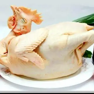 Hình ảnh Gà sống nguyên con làm rồi