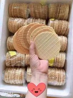 Hình ảnh bánh quê tròn tuổi thơ