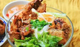 Hình ảnh Bún thịt nướng
