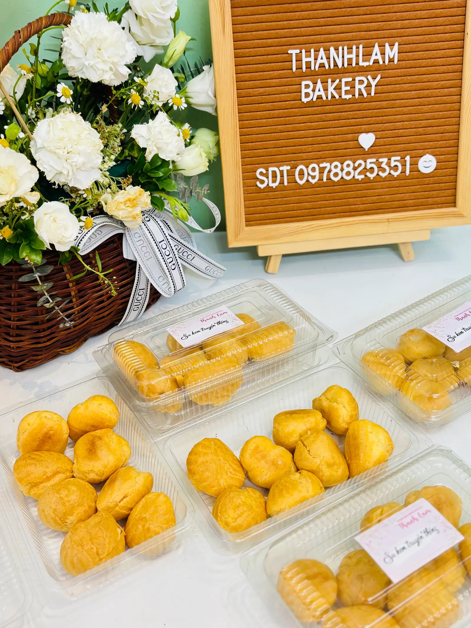 Hình ảnh Bánh Su Kem truyền thống