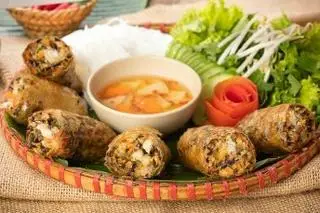 Hình ảnh Bún chả nem rán Hà Nội (đầy dủ)
