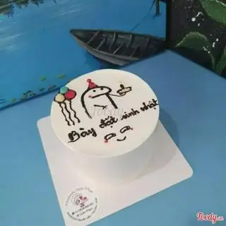 Hình ảnh BDSN bóng bay - bánh kem sữa tươi ít ngọt 12cm