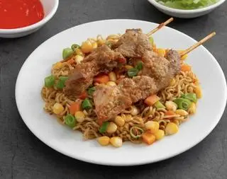 Hình ảnh Mỳ Gà Xiên Que