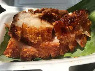 Hình ảnh Thịt Quay Truyền Thống (suất ăn 2-3 người)