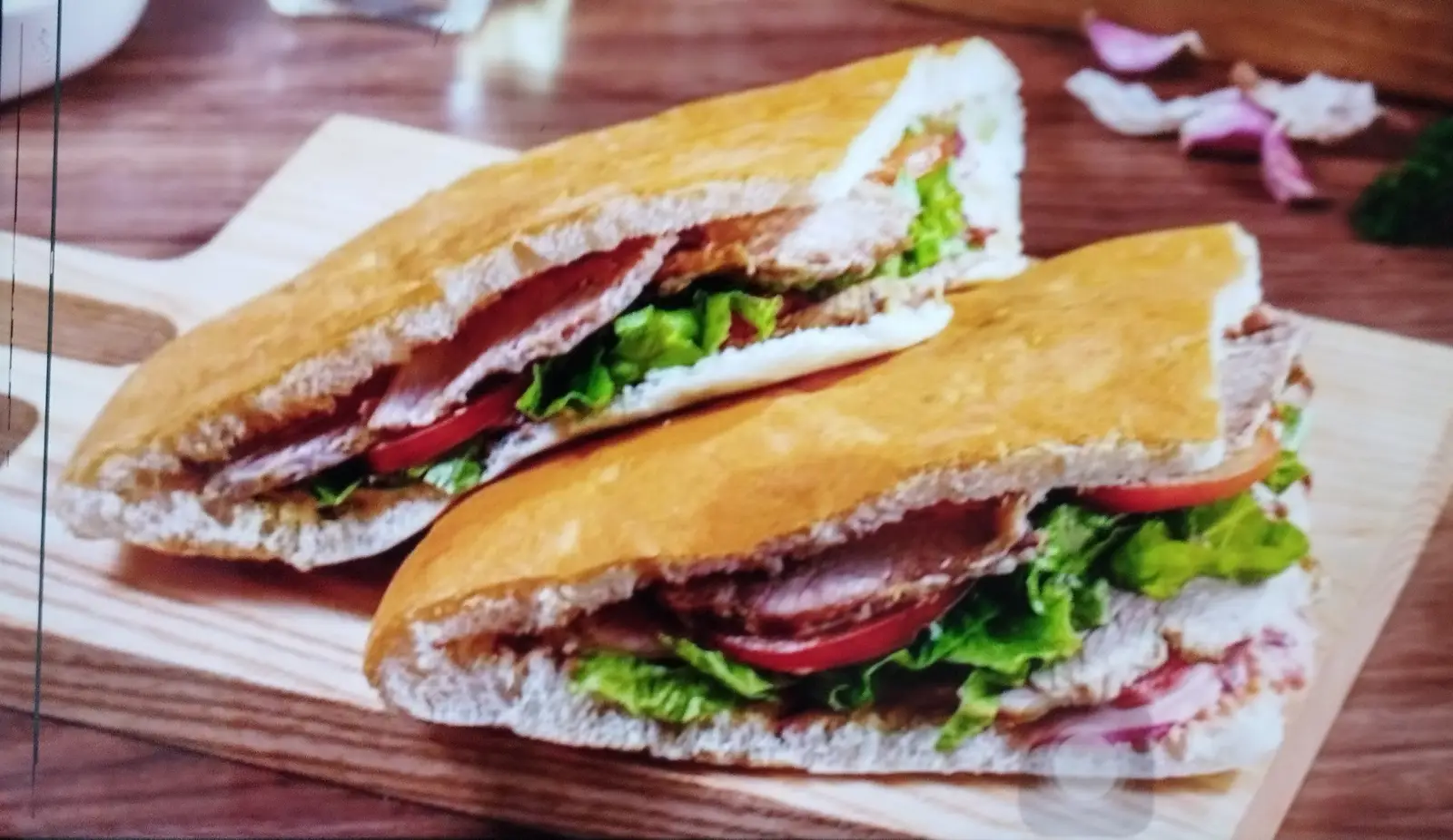 Hình ảnh Bánh Mỳ Doner ( Đặc Biệt)+ Coca cola 