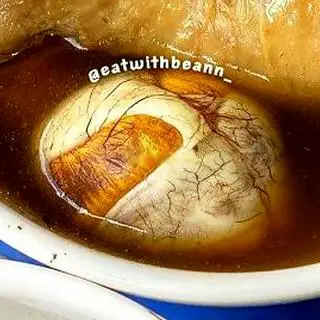 Hình ảnh Trứng lộn ngải cứu