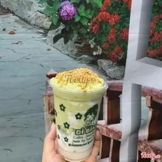 Hình ảnh Bơ già dừa non