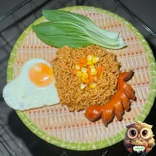 Hình ảnh Mì trộn Indomie - 6 viên chiên - trứng xúc xích
