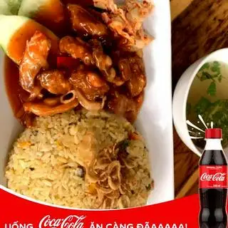 Hình ảnh Cơm Rang Sườn Sụn - 1 Coca