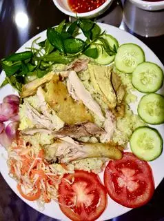 Hình ảnh Cơm gà xé 