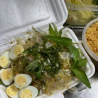 Hình ảnh Bánh tráng trộn Chay rau xoài đậu sate