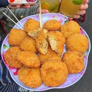 Hình ảnh Combo 4 bánh gà truyền thống