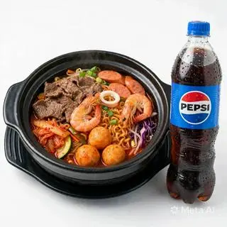 Hình ảnh Combo Mì Cay Hải Sản +Pepsi