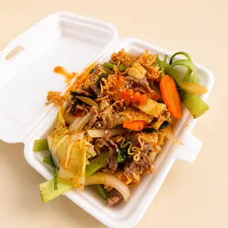 Hình ảnh Mì bò kim chi (mì trộn)